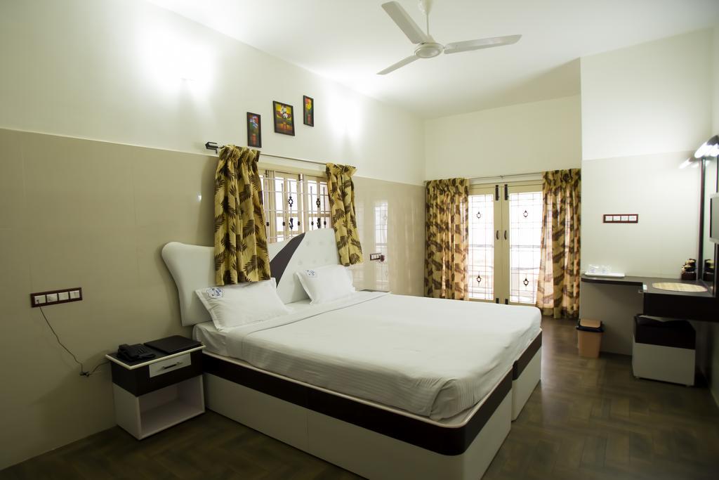 Hotel Happy Nest Yercaud Zimmer foto